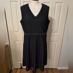 MING WANG Black Sleeveless Dress
